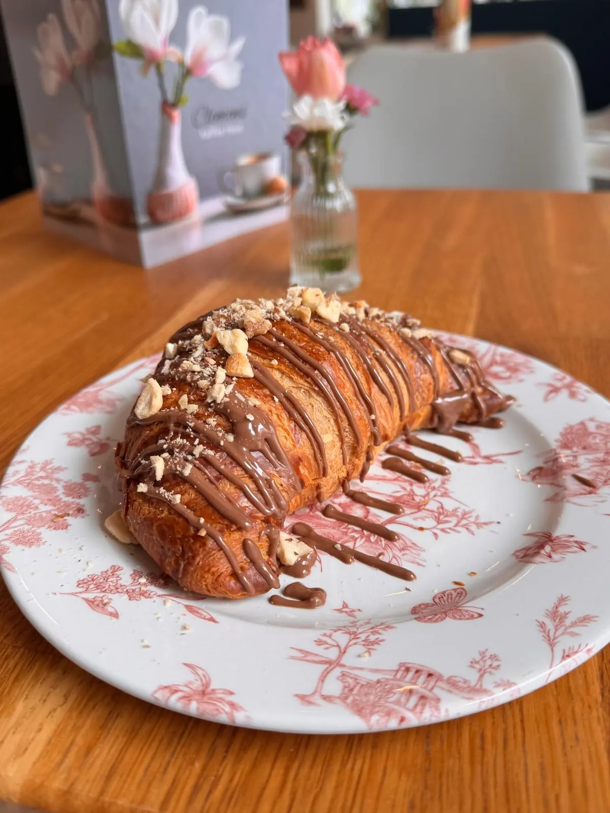 Tisch gedeckt für Brunch
